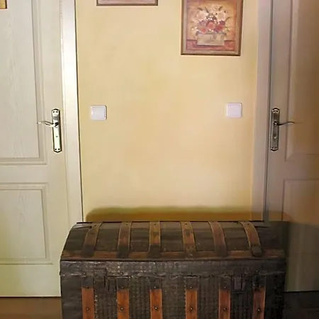 La Casona De *
