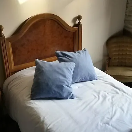 La Casona De *